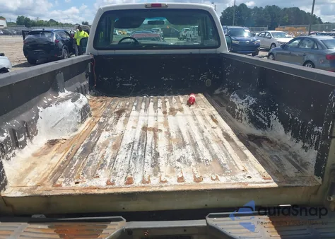 2001 Ford F-250 Xl/Xlt from USA, damaged, VIN 1FTNF21L71EB28071